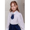Белая блузка с кружевом и рюшами